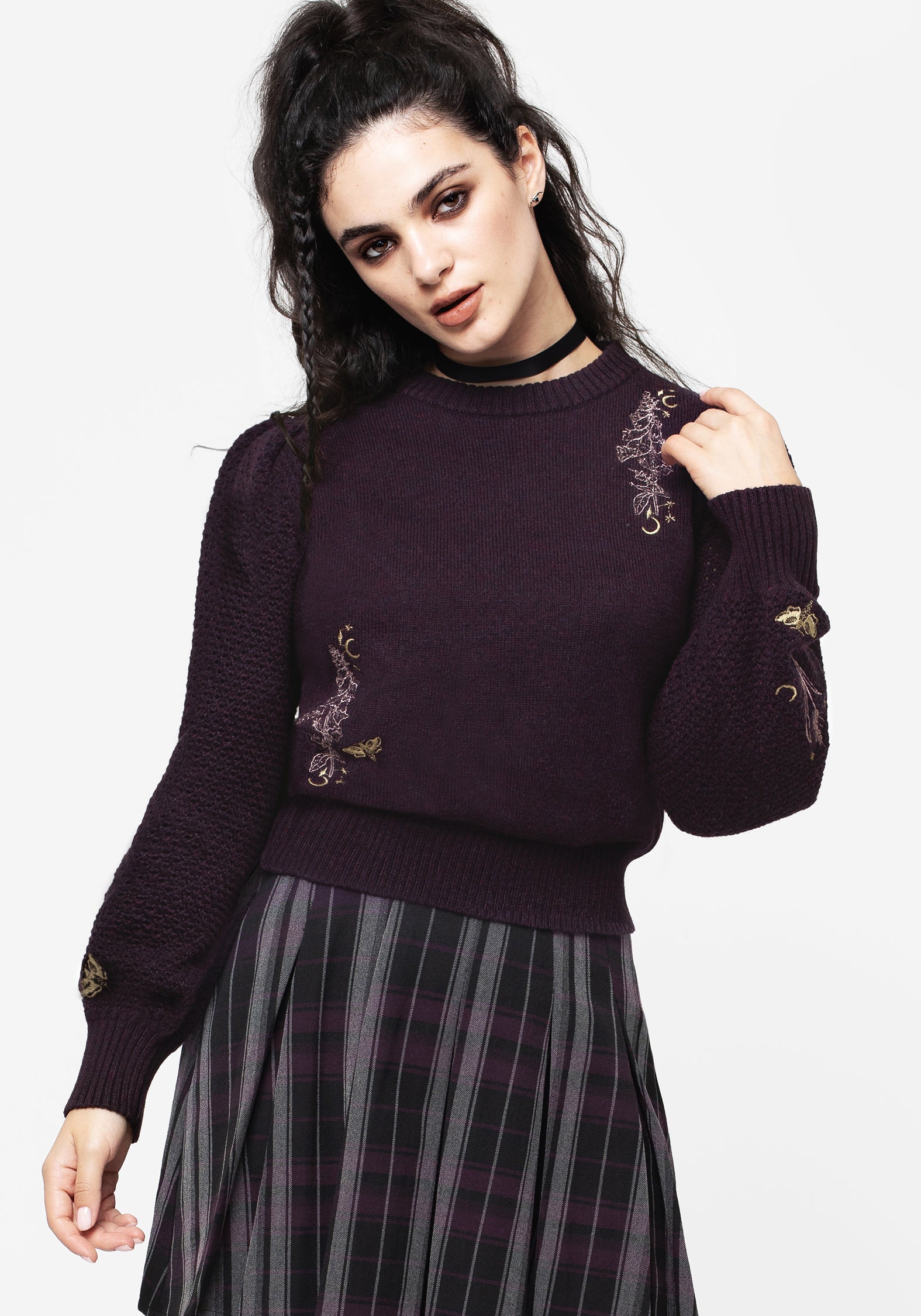 AW24B157_Foxglove_Embroidered_Knit_Jumper_001-CROP