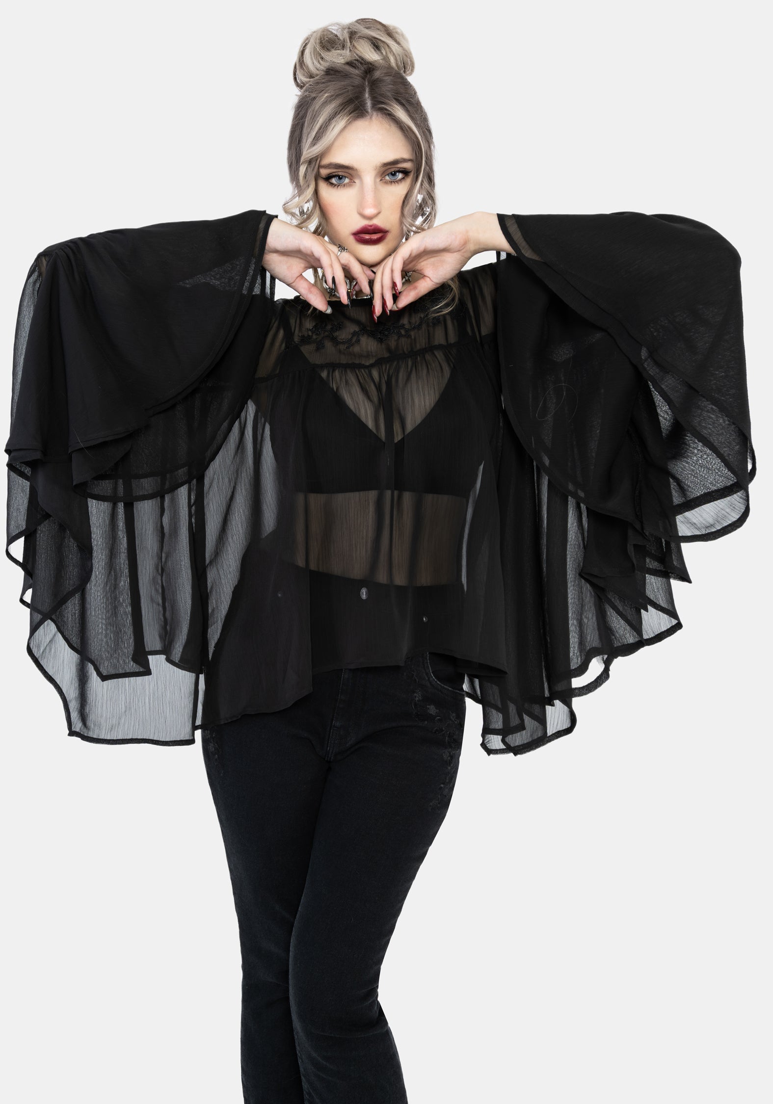 AW251881-UK6_NOIREFLUTEDCUFFCHIFFONBLOUSE_1