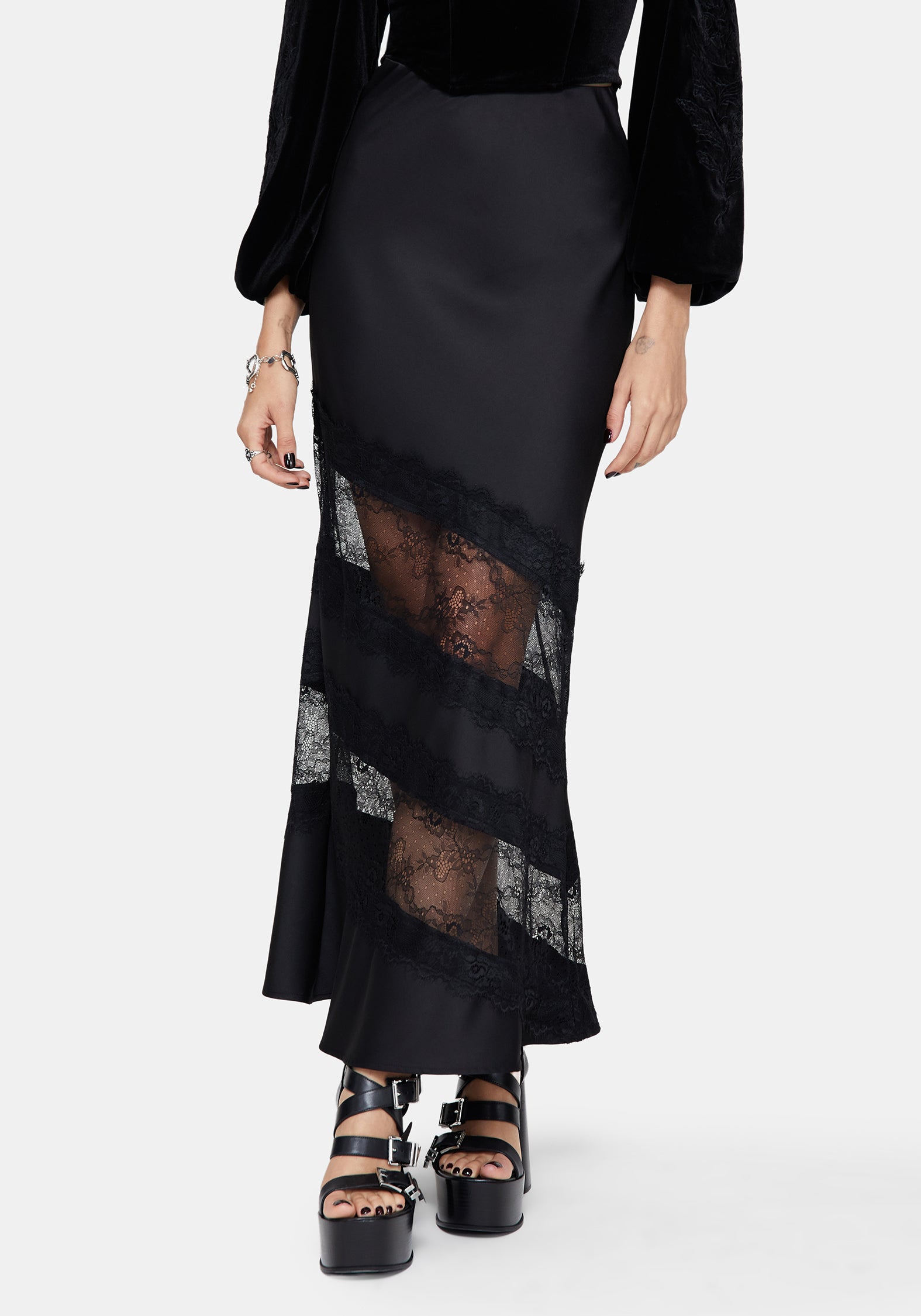 AW252475_ONYXLACECUTOUTMAXISKIRT_1