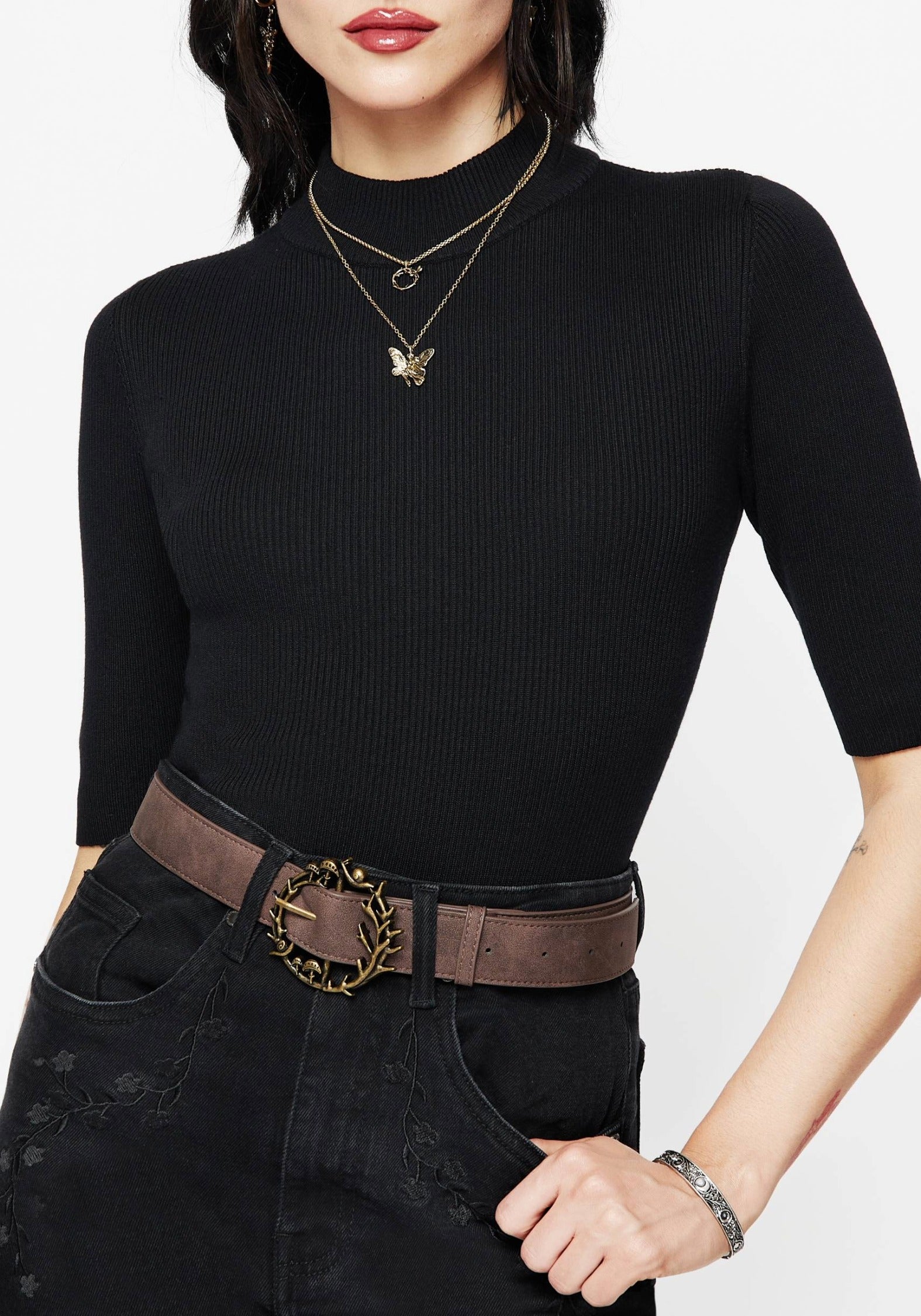 BH2239_EIRAMISHROOMBUCKLEBELT6944crop2_924a9ee0-d582-460e-b9c4-af0ebc5663f7