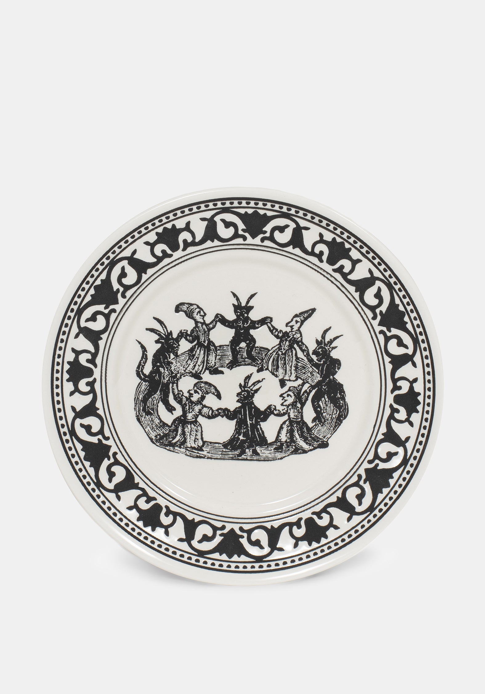 CR2393_MEDIEVALTRINKETDISH_001amended