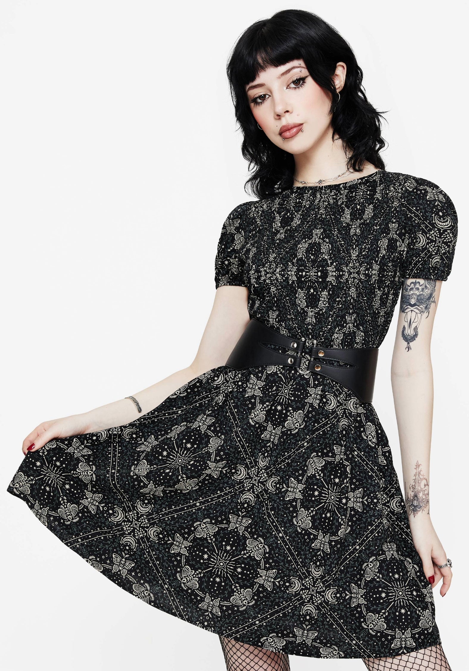 DR2186_POEMMOTHPRINTEDPUFFSLEEVEMINIDRESS5492CROP