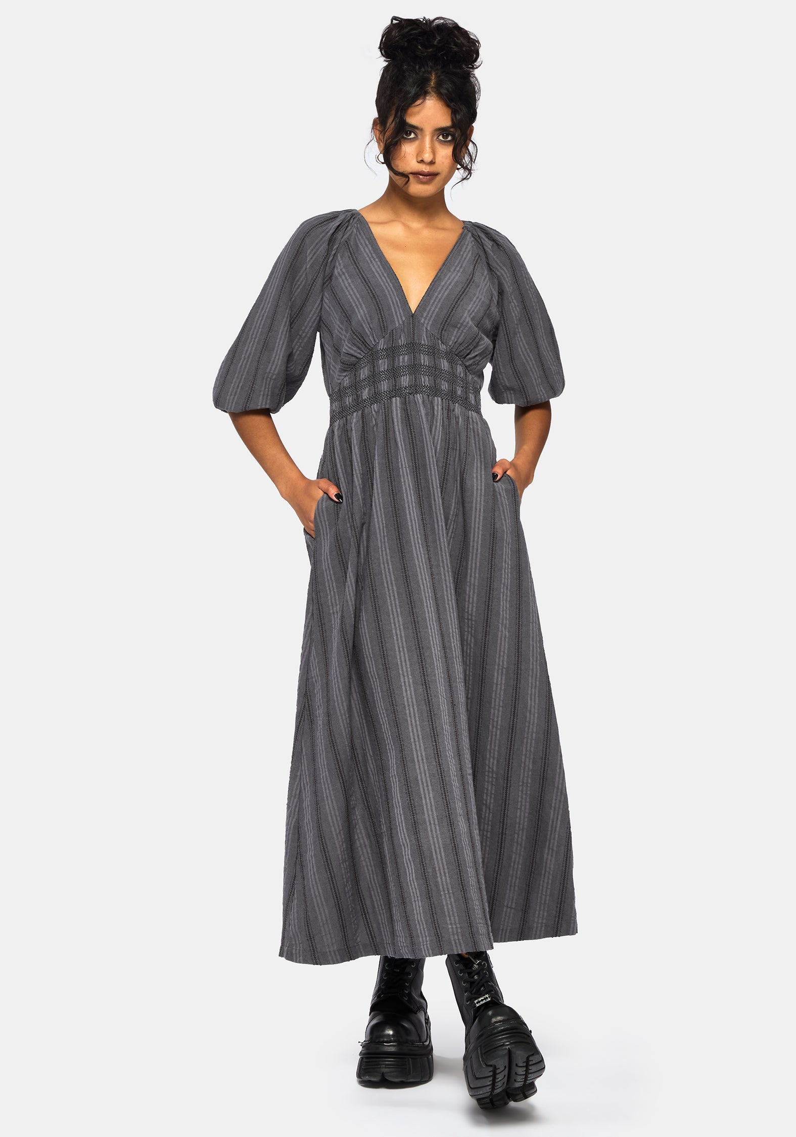 DR2685_GROVECOTTONSTRIPELONGSLEEVESHIRREDTIEBACKMIDAXIDRESS_4