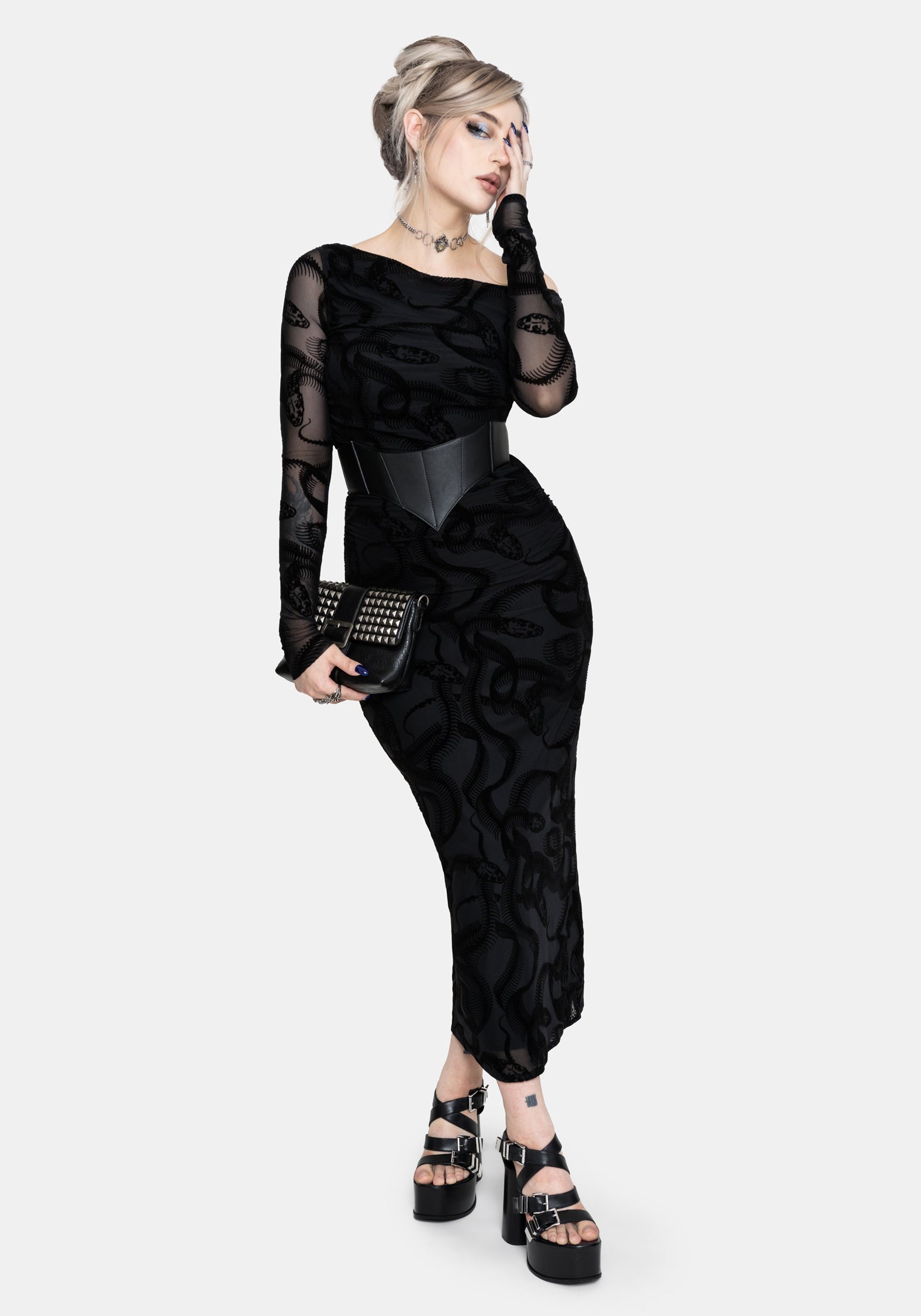 DR3365_PALEOFLOCKEDMESHSKELETALSNAKELONGSLEEVEMIDAXIDRESS_4