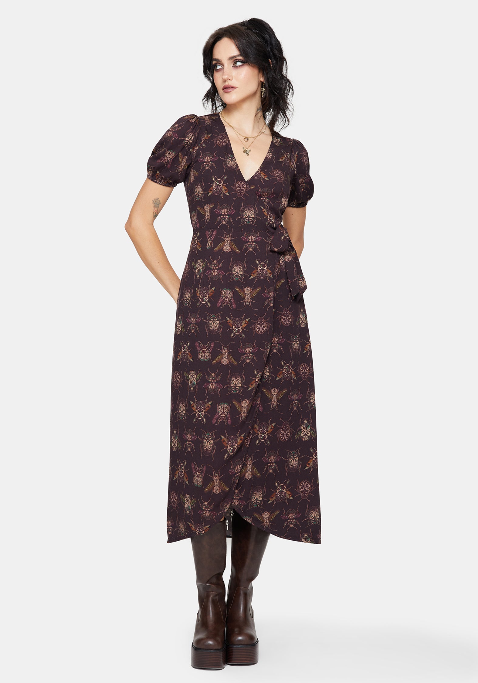 DR3619-UK6_SCORNBUGMOTHPRINTWRAPMIDAXIDRESS_1