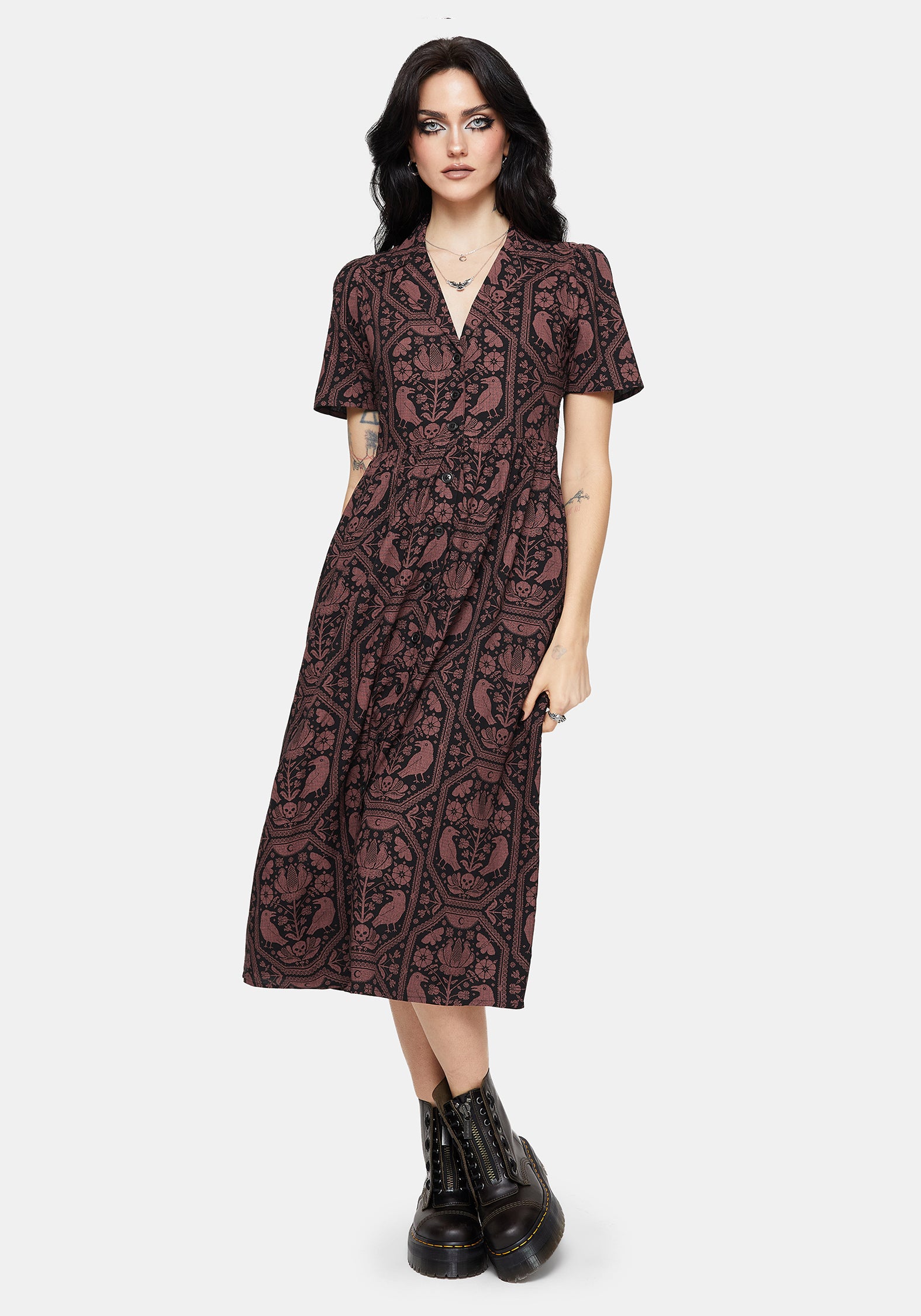 DR4027_ANNABELINVERTEDRAVENPRINTMIDISHIRTDRESS_5