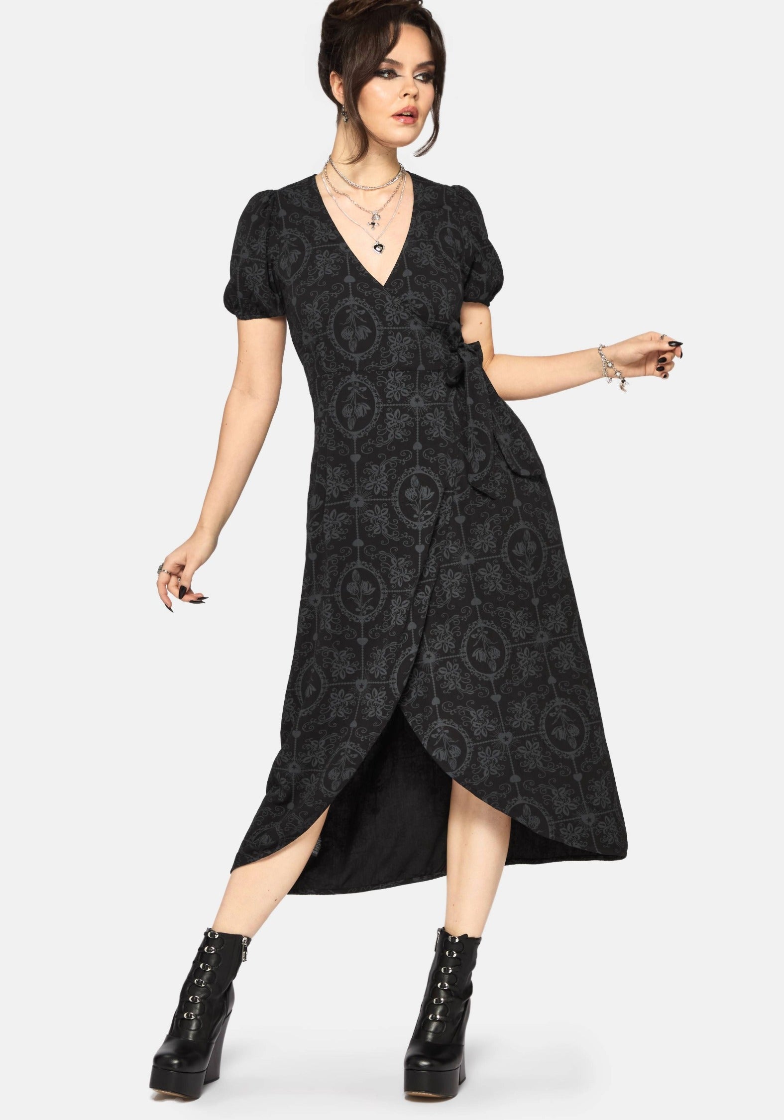 DR4608_CAMEOFLORALPRINTEDMIDAXIWRAPDRESS_1229_660219c7-50b3-49ae-9306-ad3994c2324f