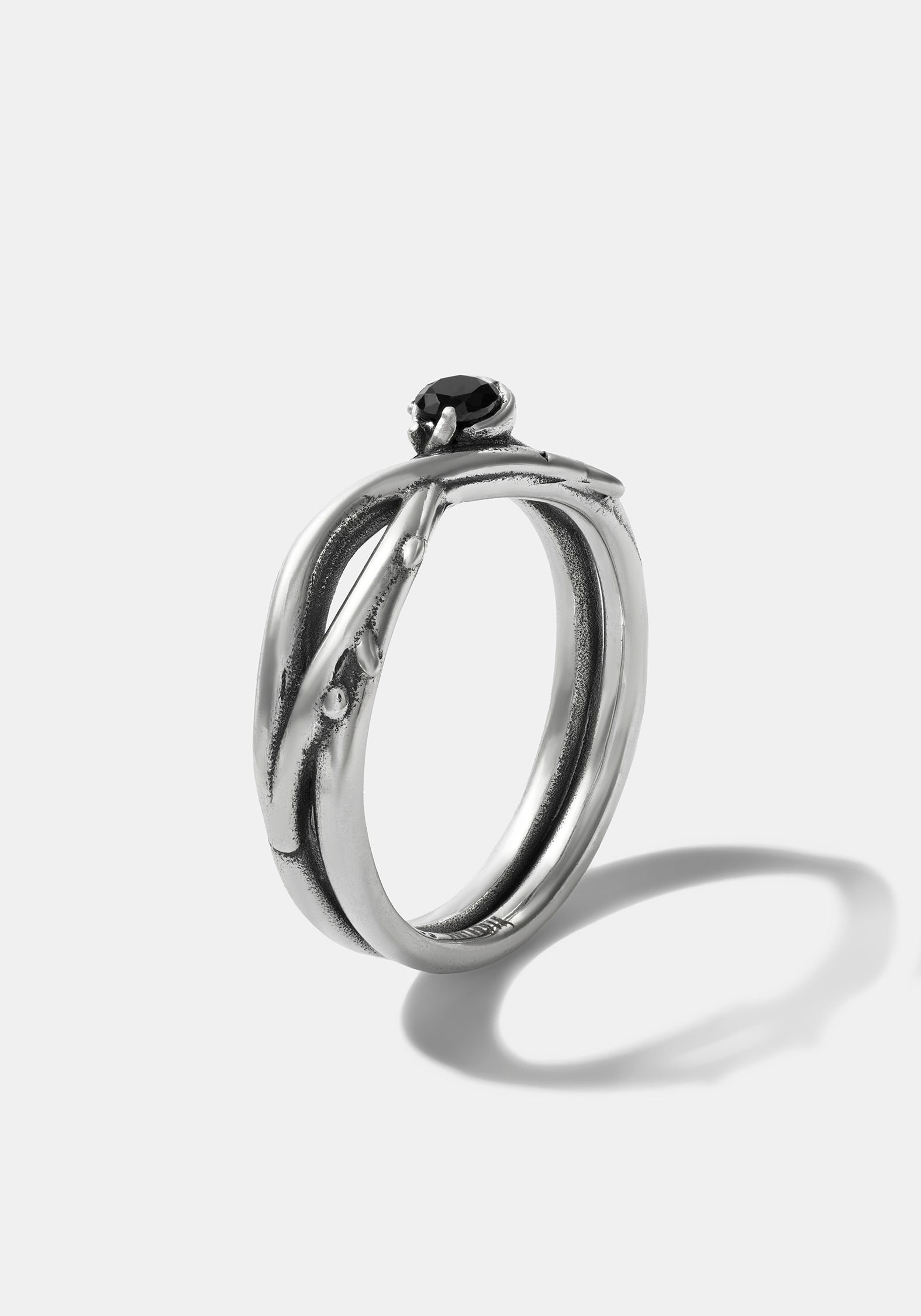 JE4780RosethornSterlingSilverBand_ANGLE2_CLEAN