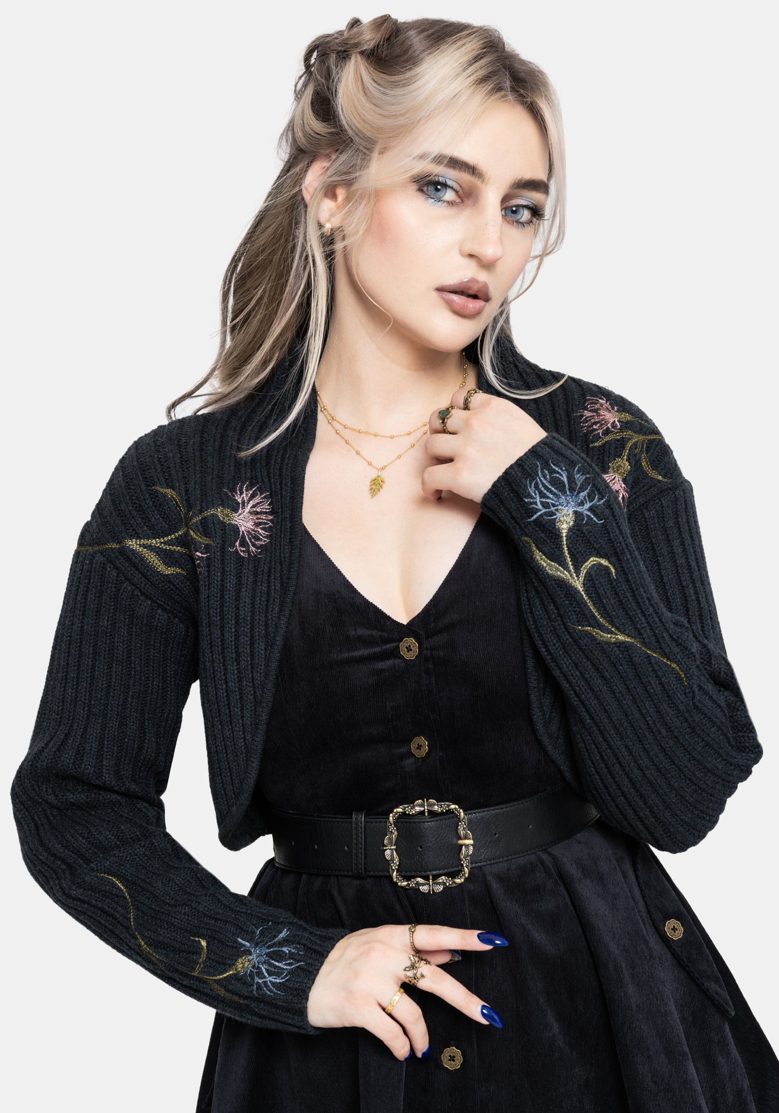 KN3581_ROSANELLAEMBROIDEREDBOLLERO_1