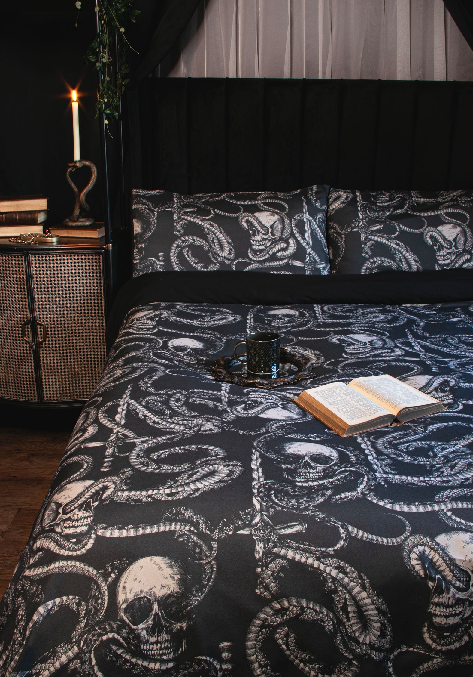 LS4545-Ophion-Bedding-2
