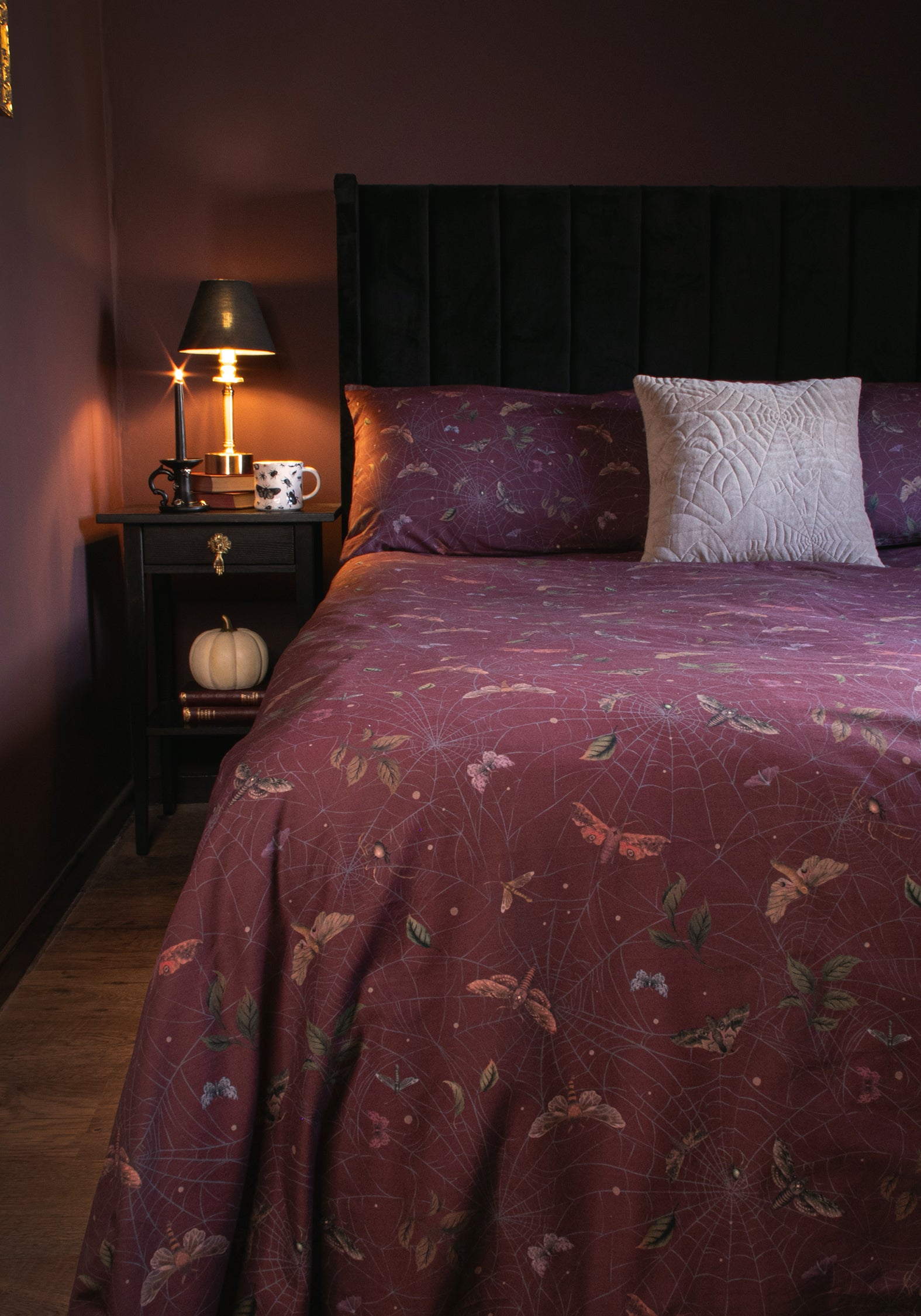 SF2435-ARACHNE-WEB-BEDDING_d7cccf7f-8d07-4c59-a3f4-199233b45e53