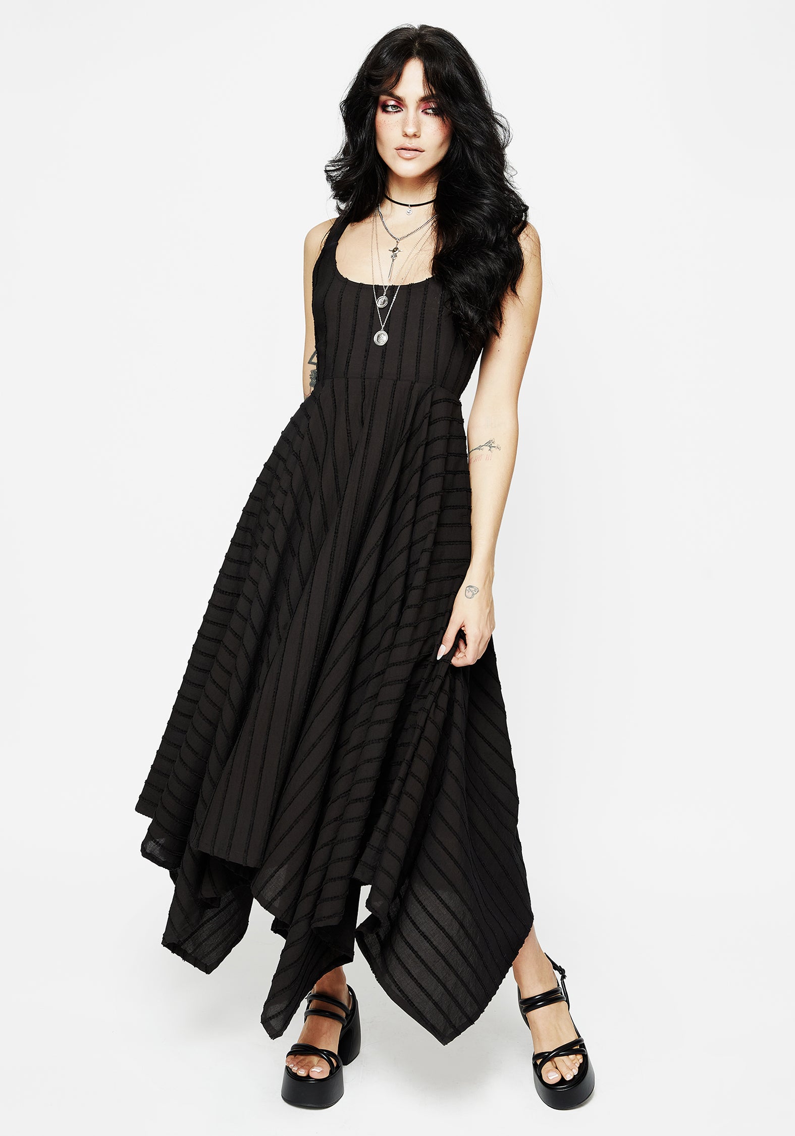 SS24BO401BLYTHEHANDKERCHIEFHEMMIDAXIDRESS6489_40808f28-8115-4c5a-9445-6d93c26bbb26