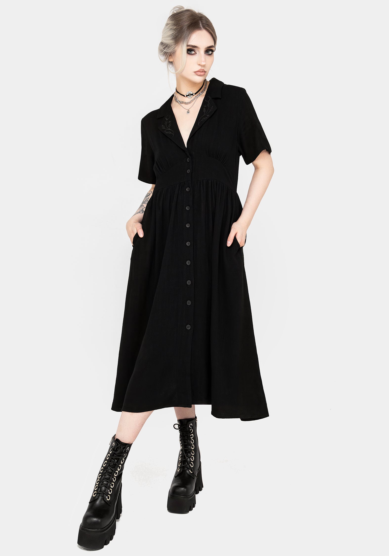 SS24M492_JASMINEEMBROIDEREDMIDISHIRTDRESS_002