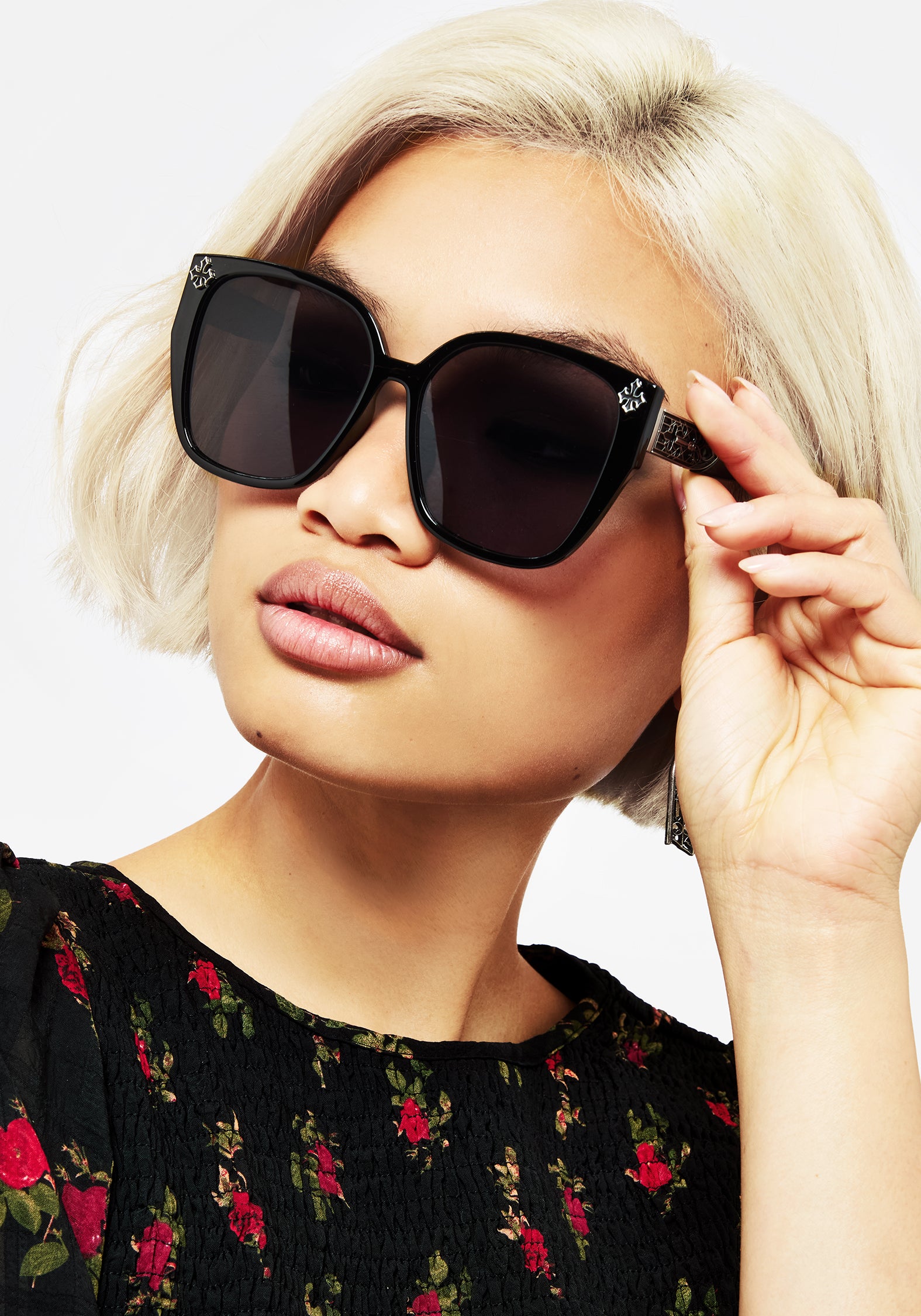 SS25AC798_CATHEDRALOVERSIZEDSUNGLASSES_198