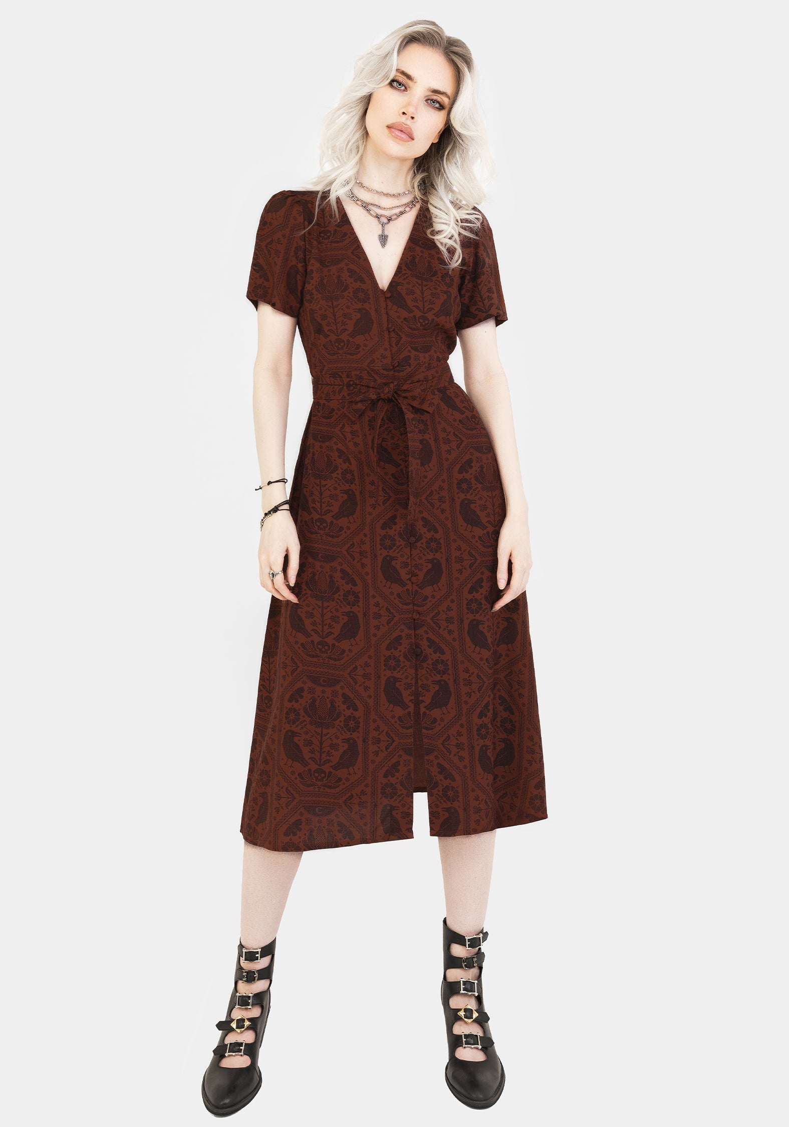 SS25DR1151_ANNABELRAVENPRINTBUTTONUPMIDIDRESS_002_7bb1d012-85de-4f05-94f1-3a93d9fc944d