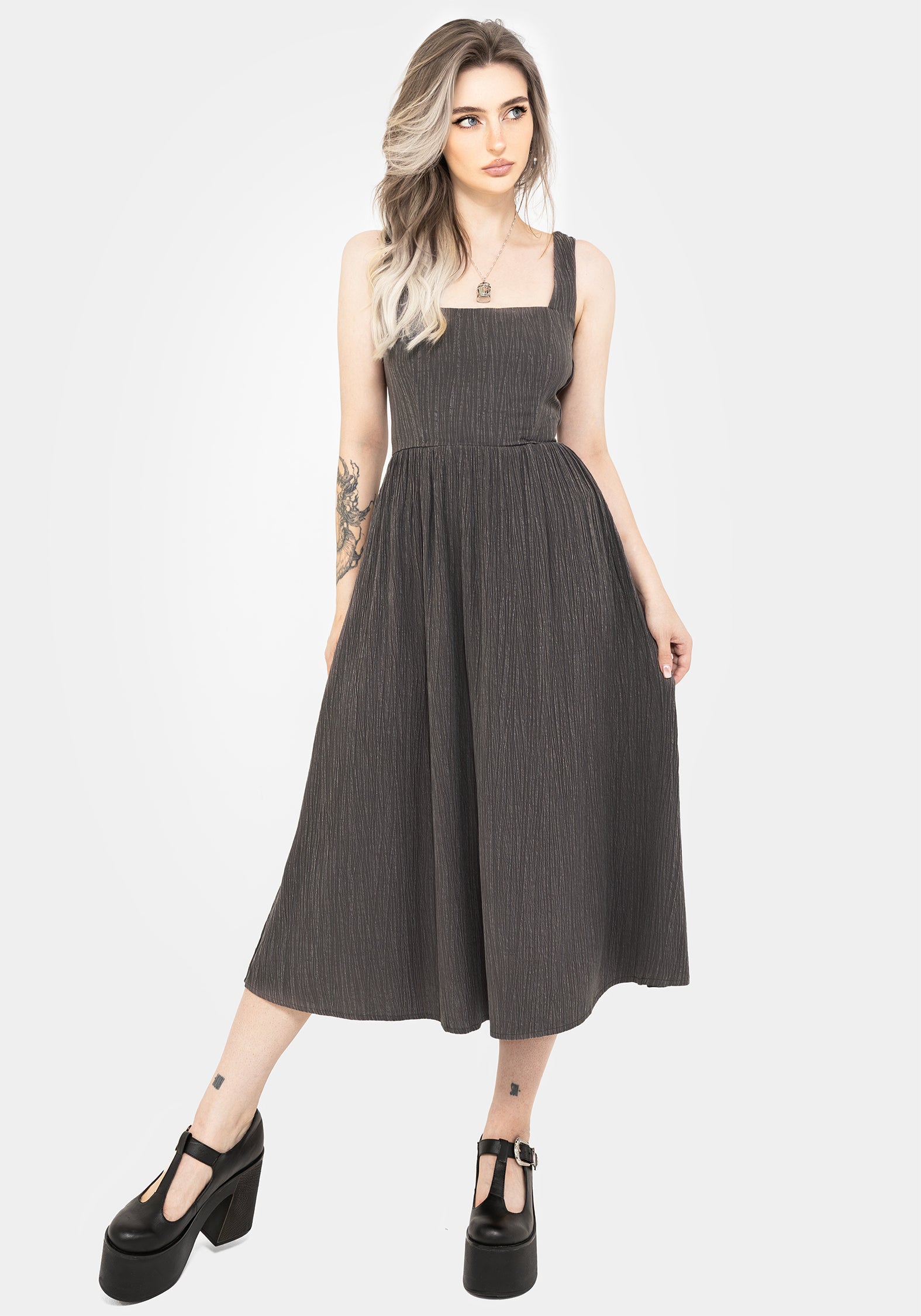 SS25DR1381_DARKSIDECORSETMIDIDRESS_001