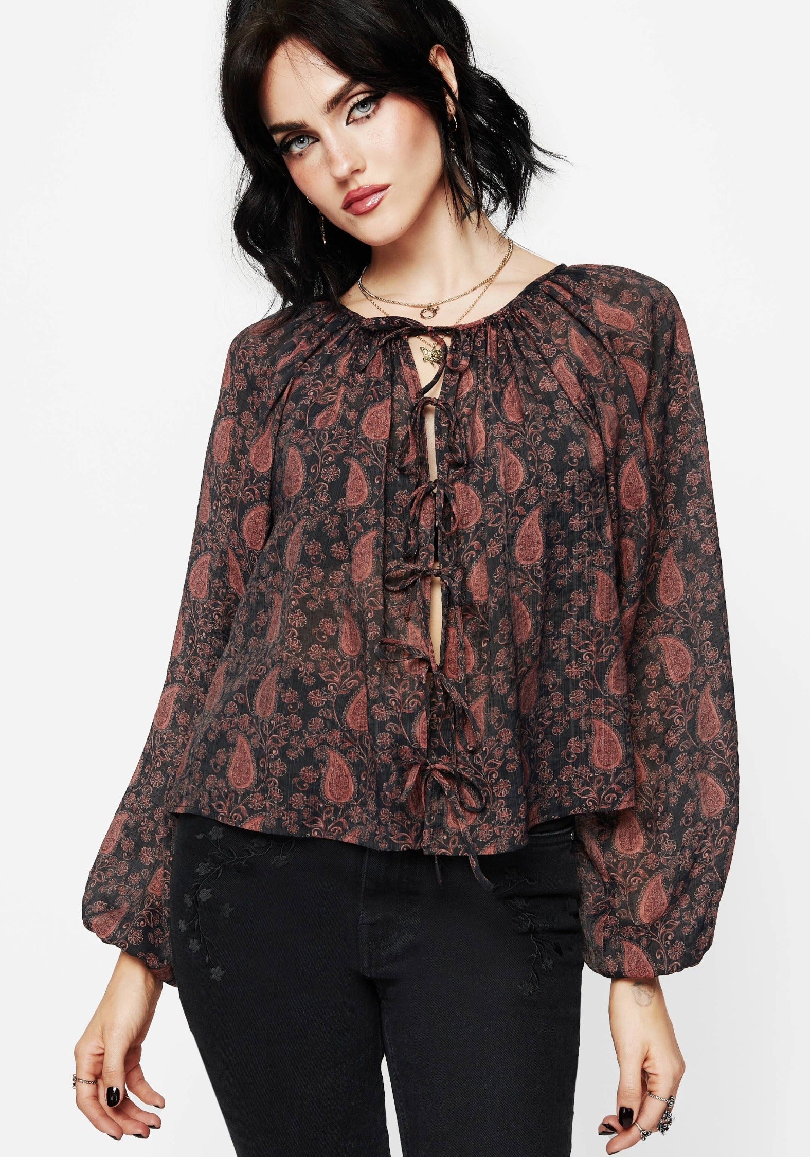 TO2062_ISOLASHEERPAISLEYTIEFRONTBLOUSE7112CROP