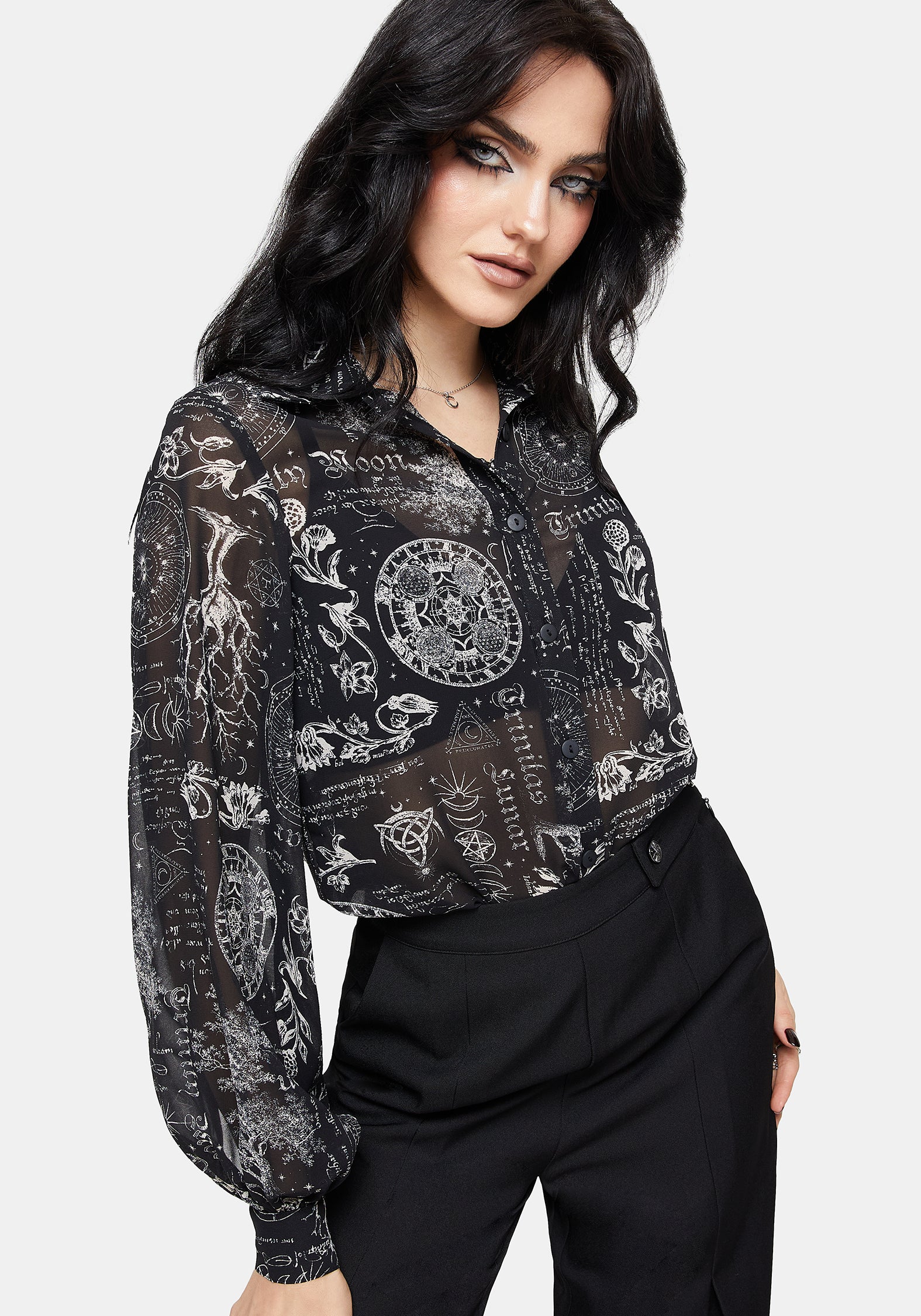 TO4622_TRINITYMOONPRINTCHIFFONSHIRT_1